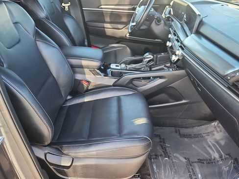 Used 2023 Kia Telluride S w/ S Sunroof Package image 16