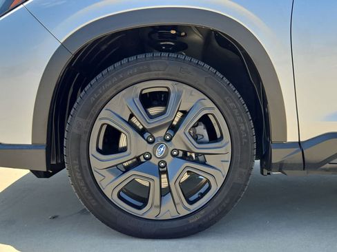 Used 2024 Subaru Ascent Onyx Edition AWD/4WD image 13