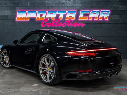 Used 2017 Porsche 911 Carrera 4S w/ Sport Package AWD/4WD image 3