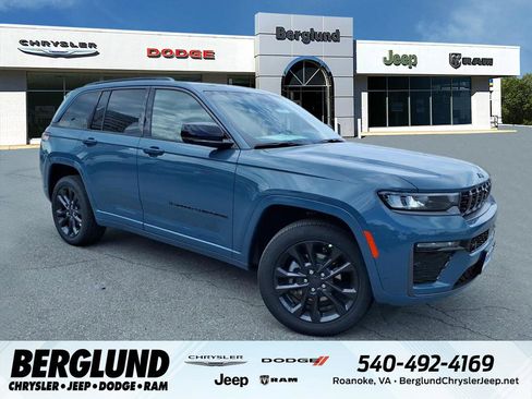 New 2026 Jeep Grand Cherokee Limited AWD/4WD image 1