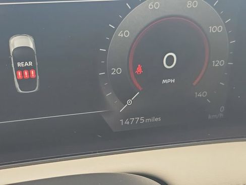 Certified 2024 Nissan Ariya FWD image 23