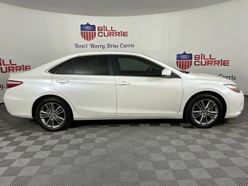 Used 2015 Toyota Camry XSE image 2