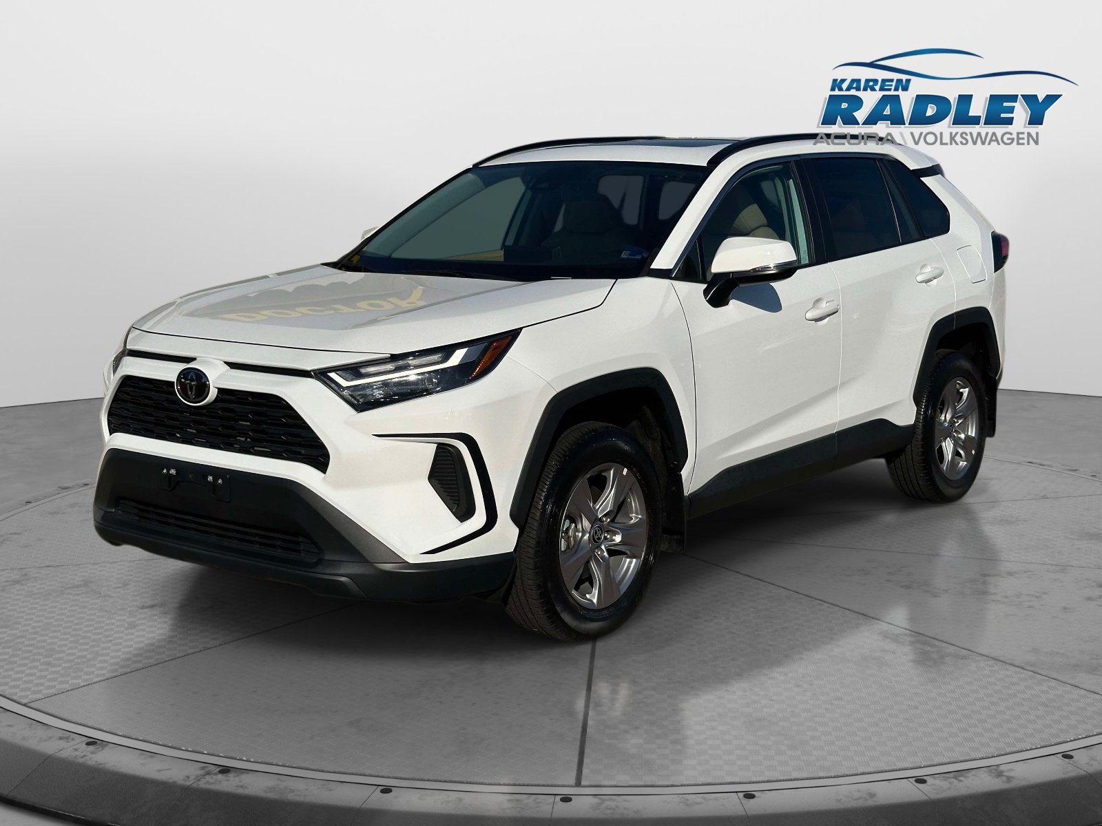 Used 2023 Toyota RAV4 XLE w/ Convenience Package AWD/4WD image 5