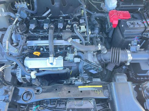 Used 2025 Nissan Versa SV w/ Trunk Package image 32