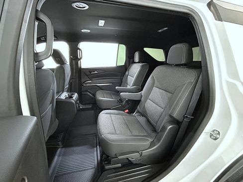 Certified 2025 Chevrolet Traverse LT AWD/4WD image 20