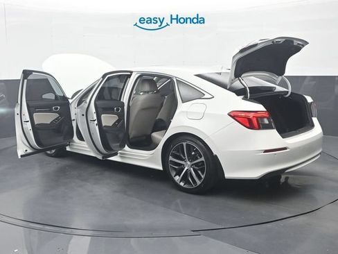 Used 2024 Honda Civic Touring image 39