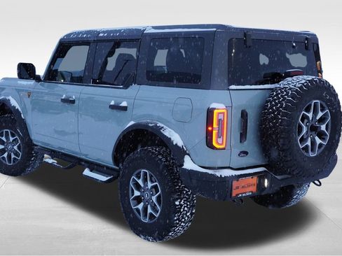 Used 2024 Ford Bronco Badlands image 7