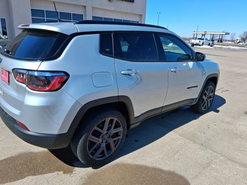 New 2026 Jeep Compass Latitude image 6