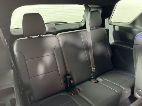 Certified 2023 Chevrolet Traverse High Country w/ LPO, Floor Liner Package image 10