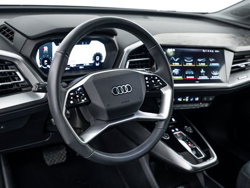 Used 2023 Audi Q4 e-tron Premium Plus w/ Premium Plus AWD/4WD image 11