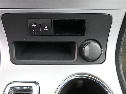 Used 2011 GMC Acadia SL w/ LPO, 'HIT The Road' Package image 30