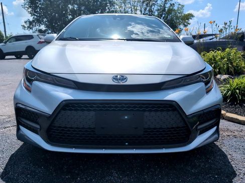 Used 2022 Toyota Corolla SE image 2