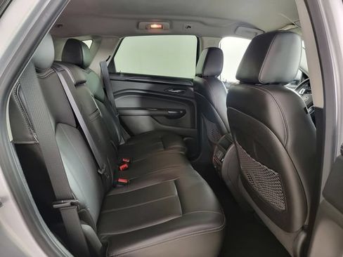 Used 2013 Cadillac SRX FWD image 17