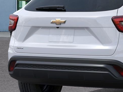 New 2026 Chevrolet Trax LS FWD image 14
