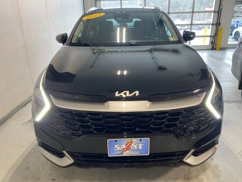 Used 2023 Kia Sportage EX image 4