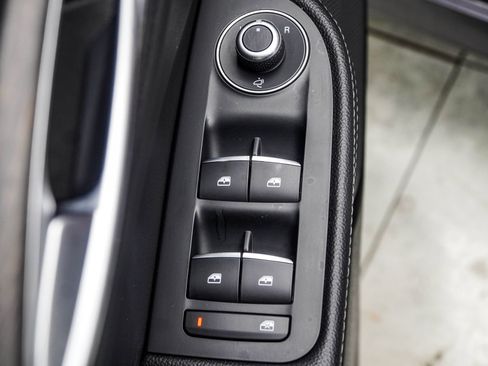 Used 2022 Alfa Romeo Giulia Ti RWD image 39