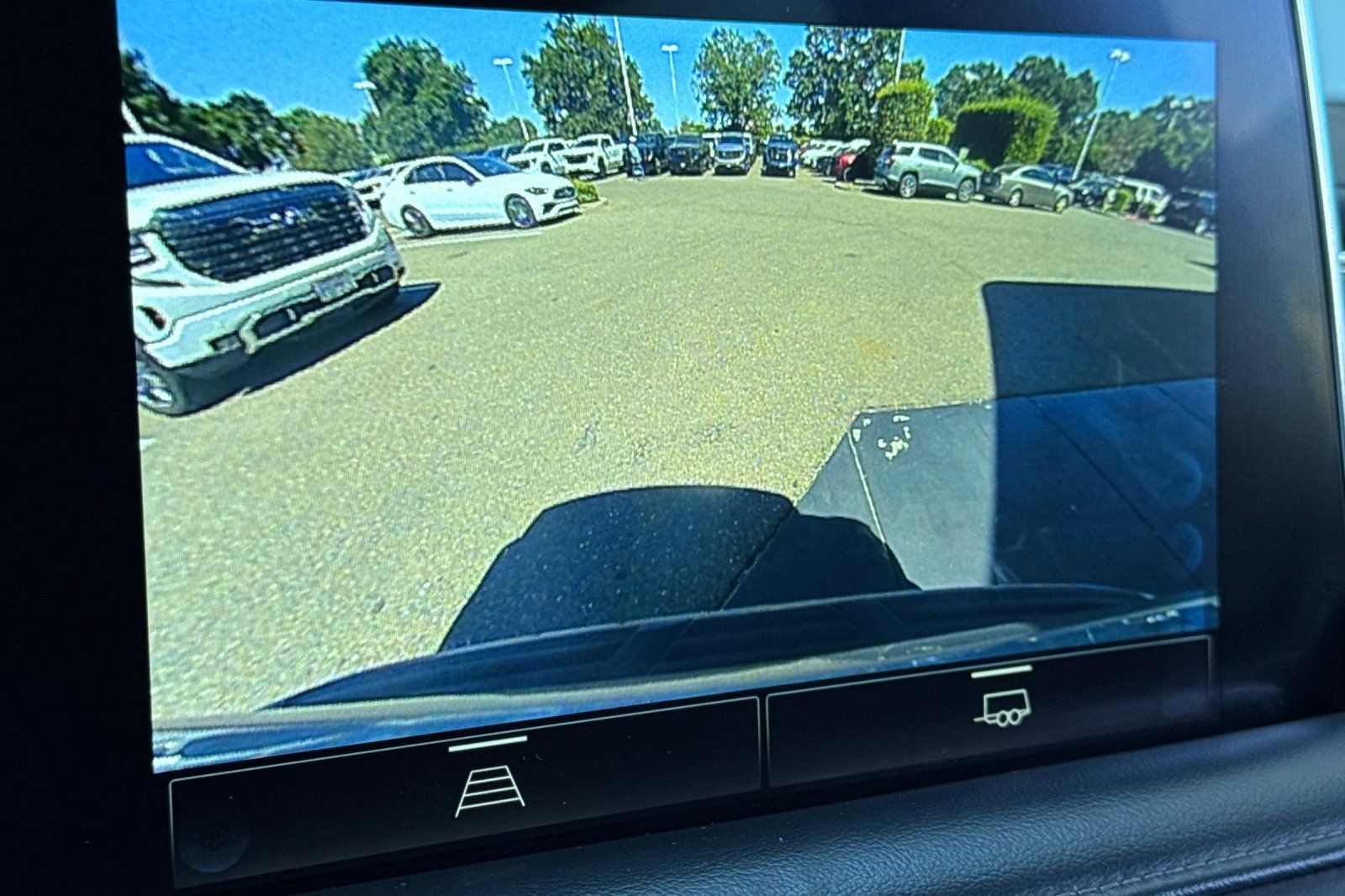 Used 2022 Chevrolet Suburban LT AWD/4WD image 27