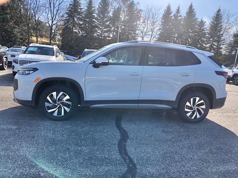 New 2026 Volkswagen Tiguan S AWD/4WD image 7