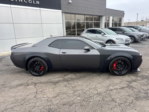 Used 2019 Dodge Challenger SRT Hellcat Redeye image 8