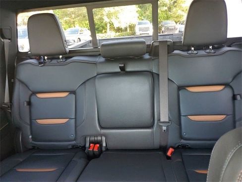 Used 2024 GMC Sierra 2500 AT4 w/ AT4 Premium Plus Package image 59