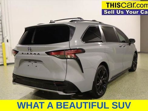 Used 2023 Toyota Sienna XSE FWD image 8