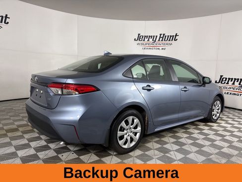 Used 2026 Toyota Corolla LE FWD image 5