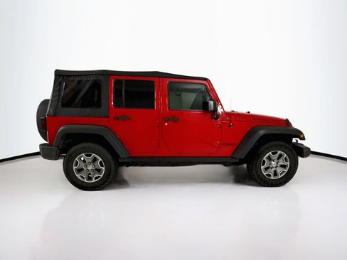 Used 2016 Jeep Wrangler Unlimited Rubicon AWD/4WD image 8
