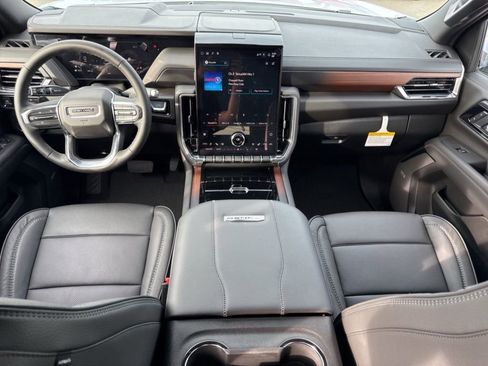 New 2026 GMC Yukon XL Denali image 14