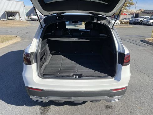 Used 2021 Mercedes-Benz GLC 300 GLC 300 image 9