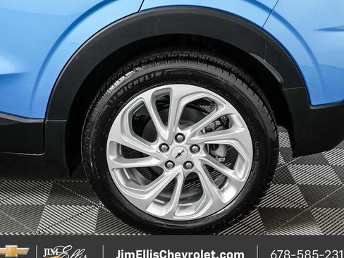 New 2027 Chevrolet Bolt LT image 35