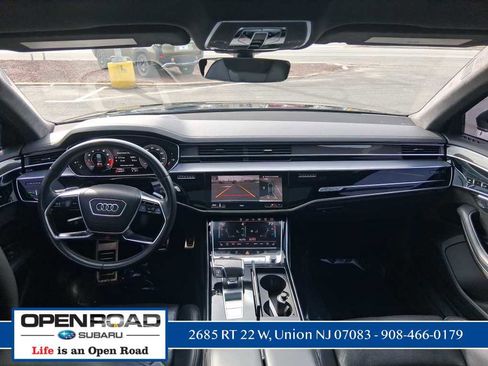 Used 2020 Audi S8 L w/ S8 Executive Package image 13
