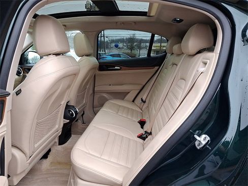 Used 2019 Alfa Romeo Stelvio Ti Lusso w/ Quick Order Package 22X Lusso image 10