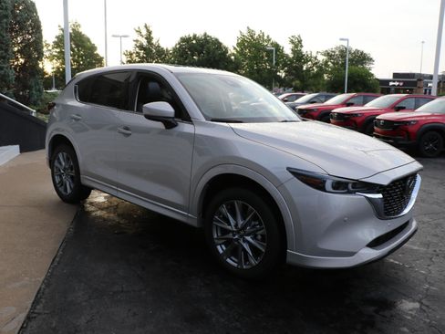 Certified 2025 MAZDA CX-5 AWD 2.5 S w/ Premium Plus Pkg image 6