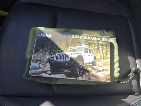 Used 2022 Jeep Wrangler Unlimited Rubicon 4xe w/ Steel Bumper Group image 34