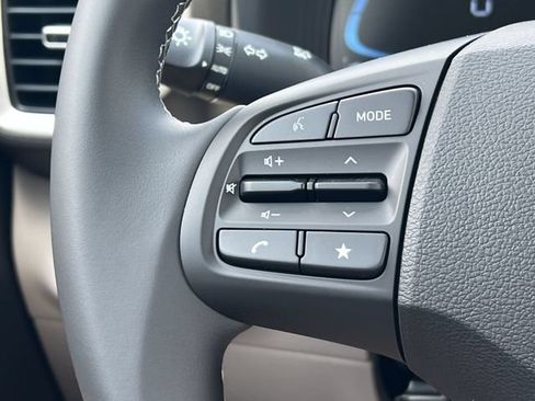 New 2026 Hyundai Venue SEL FWD image 24
