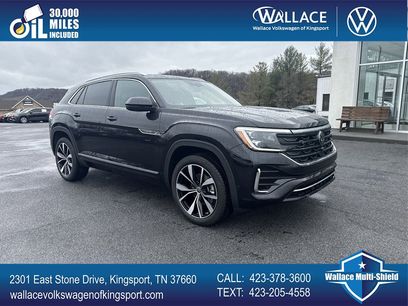 New 2024 Volkswagen Atlas Cross Sport SEL Premium R-Line