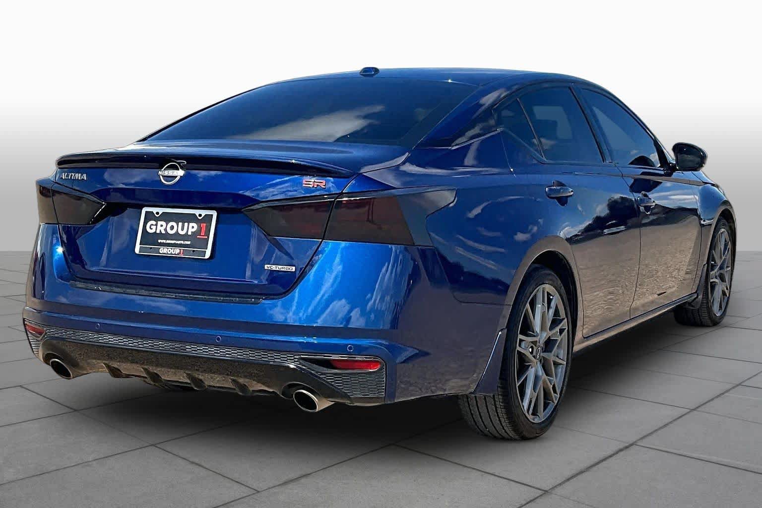 Used 2023 Nissan Altima 2.0 SR FWD image 13