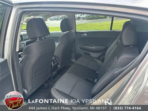 Used 2018 Kia Sportage LX FWD image 10