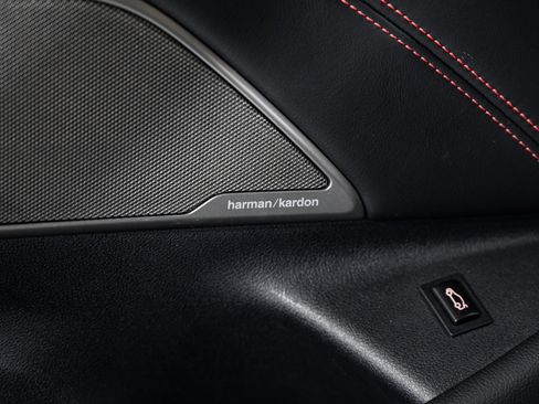 Used 2022 BMW M5 CS image 31