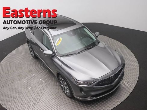 Used 2023 Acura MDX SH-AWD w/ Technology Package image 3