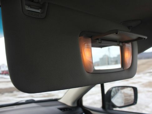 Used 2015 Subaru Legacy 2.5i Premium image 26