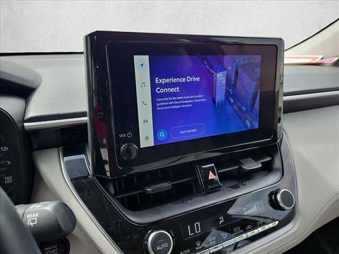 Certified 2025 Toyota Corolla Cross LE FWD image 12