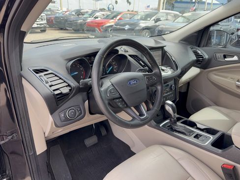 Certified 2019 Ford Escape Titanium image 11