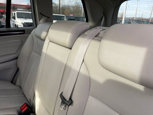 Used 2010 Mercedes-Benz GL 450 4MATIC image 13