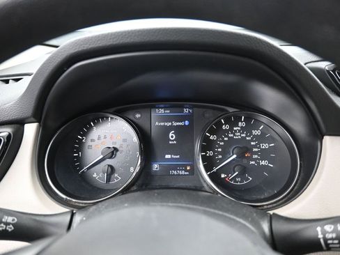 Used 2019 Nissan Rogue Sport AWD image 35