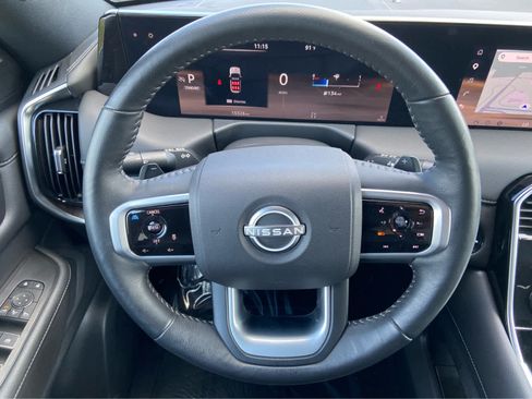 Used 2025 Nissan Armada SL AWD/4WD image 26