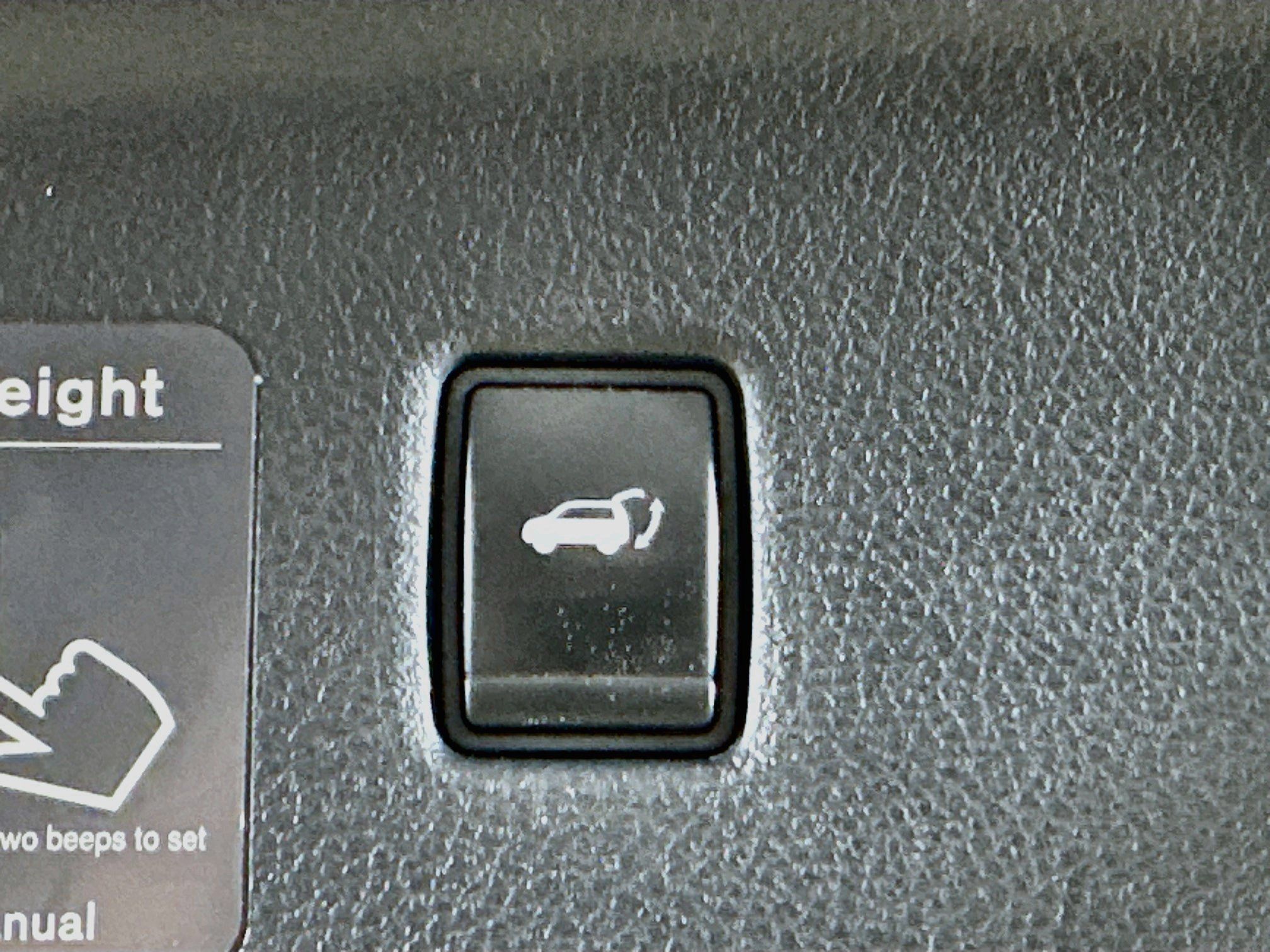 Used 2019 INFINITI QX50 Luxe FWD image 29