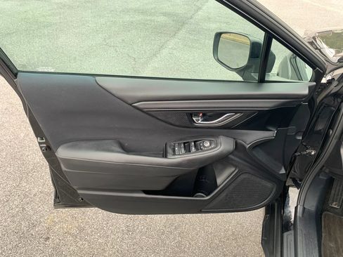 Used 2023 Subaru Outback Premium AWD/4WD image 8