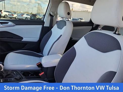 New 2026 Volkswagen Taos SE AWD/4WD image 13