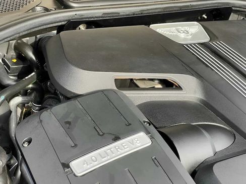 Used 2018 Bentley Flying Spur S V8 image 16